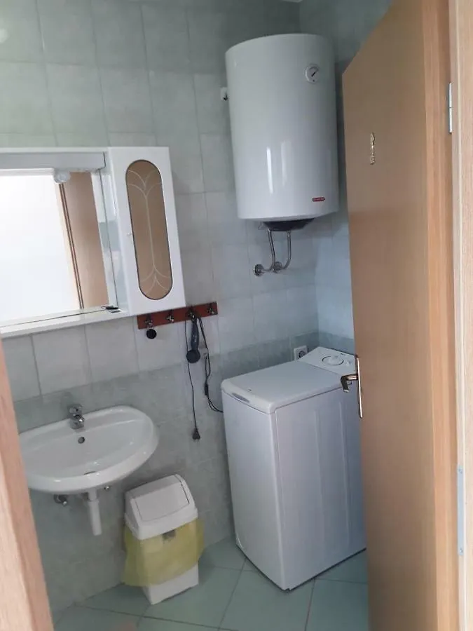Apartmani Mimi Vir Apartment