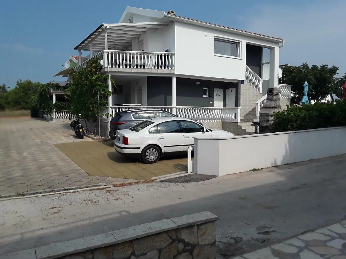 Apartmani Mimi Vir Croatia