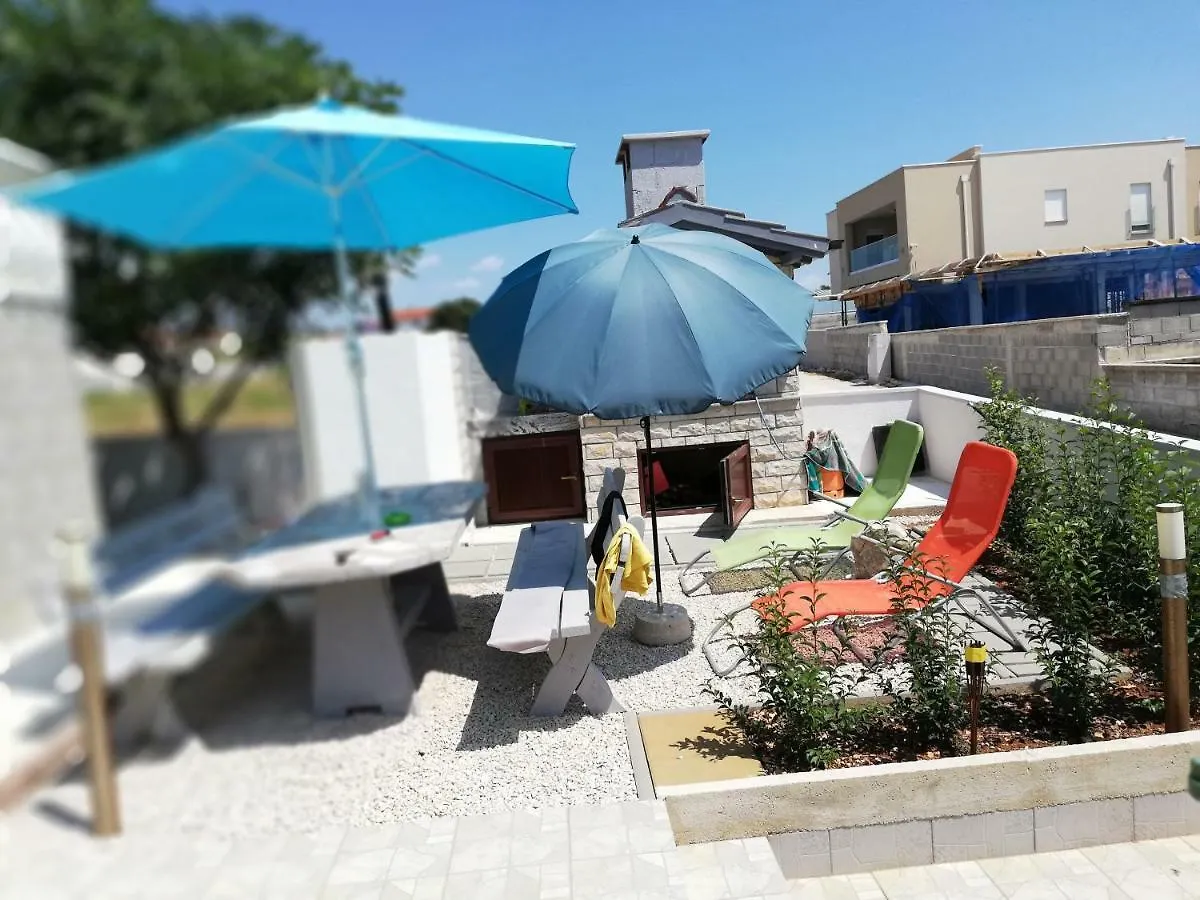 Apartmani Mimi Vir Apartment